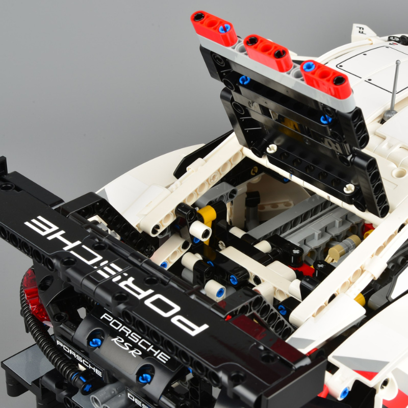 Porsche 911 RSR Technic  | 1580 Piezas