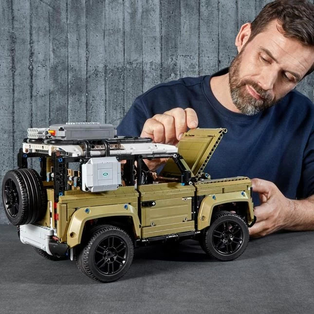 Land Rover Defender Technic  | 3072 Piezas